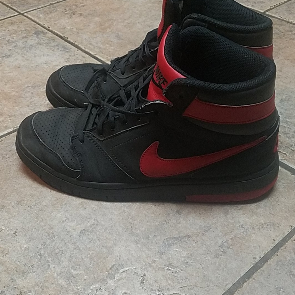 Nike prestige, blk/red, 9 1/2